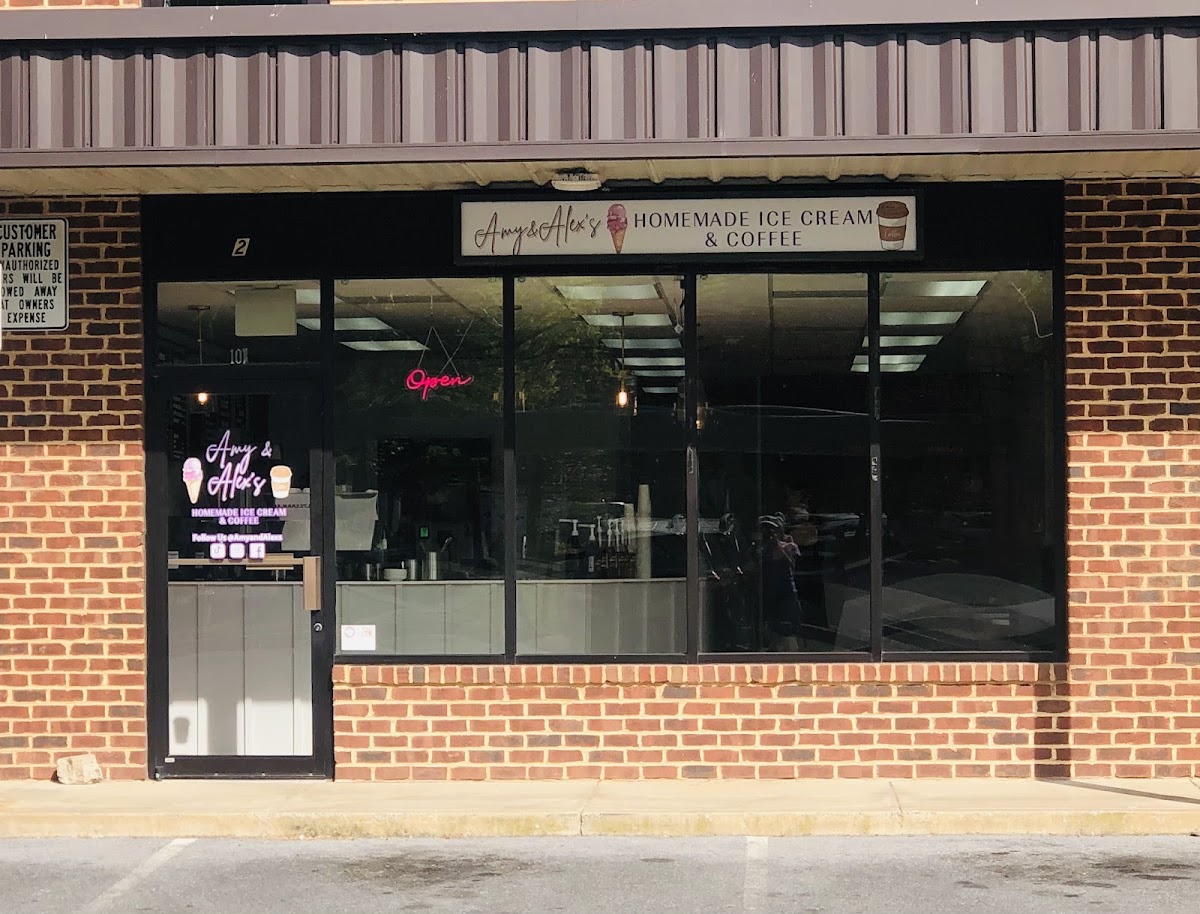 Amy and Alex’s Homemade Ice Cream and Coffee in Shepherdstown, WV