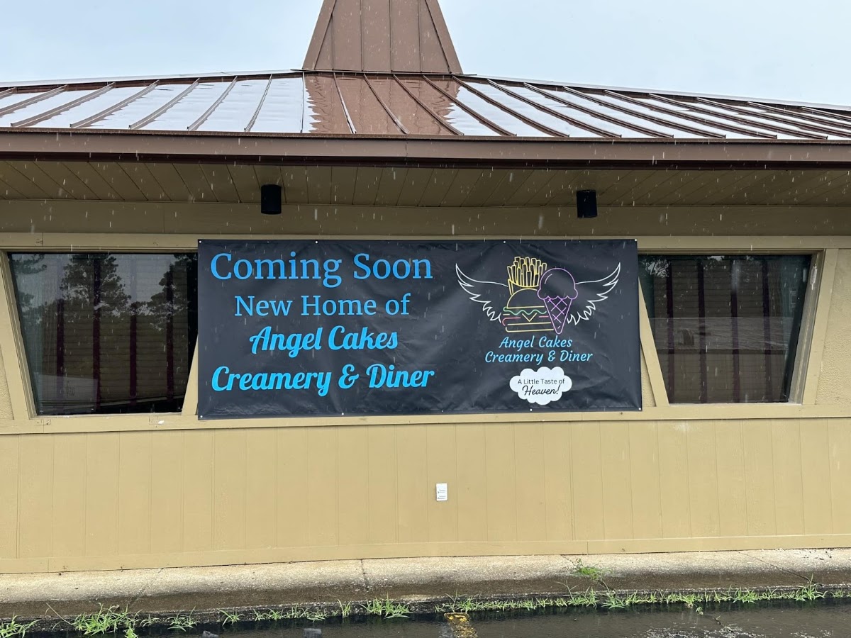 Angel Cakes Creamery and Diner in Anniston, AL
