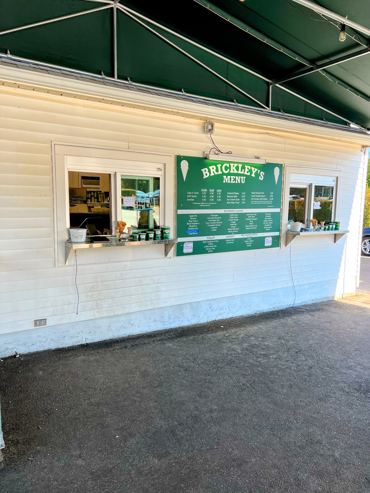 Baron's Homemade Ice Cream in Narragansett, RI