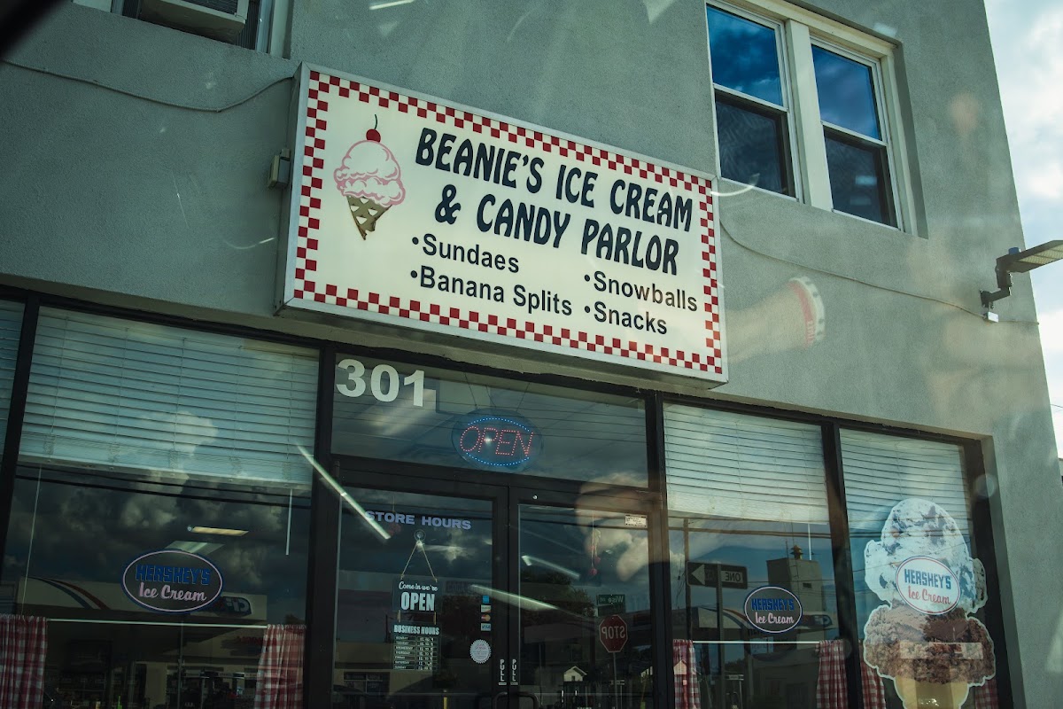 Beanie's Ice Cream-Candy Parlor in Dundalk, MD