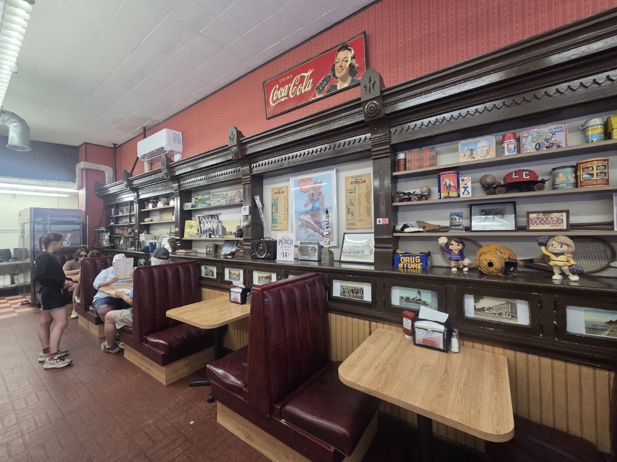 Big Ed's Soda Grill in Vermilion, OH photo from Google