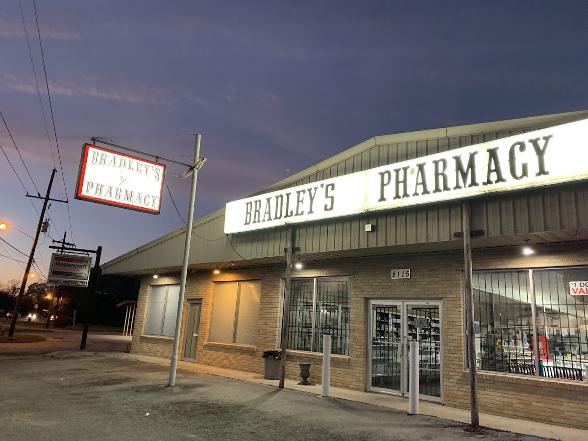 Bradley's Pharmacy in St Bernard, LA