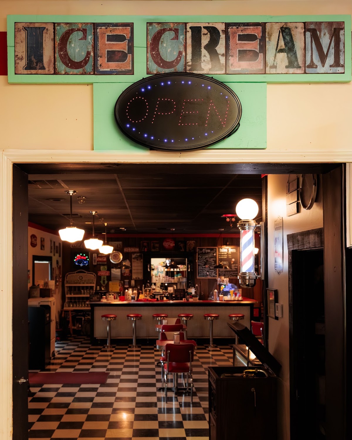 Bridgetown Ice Cream Parlor in Nesbit, MS