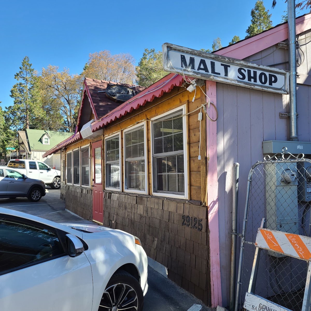 Cedar Glen Malt Shop in Lake Arrowhead, CA