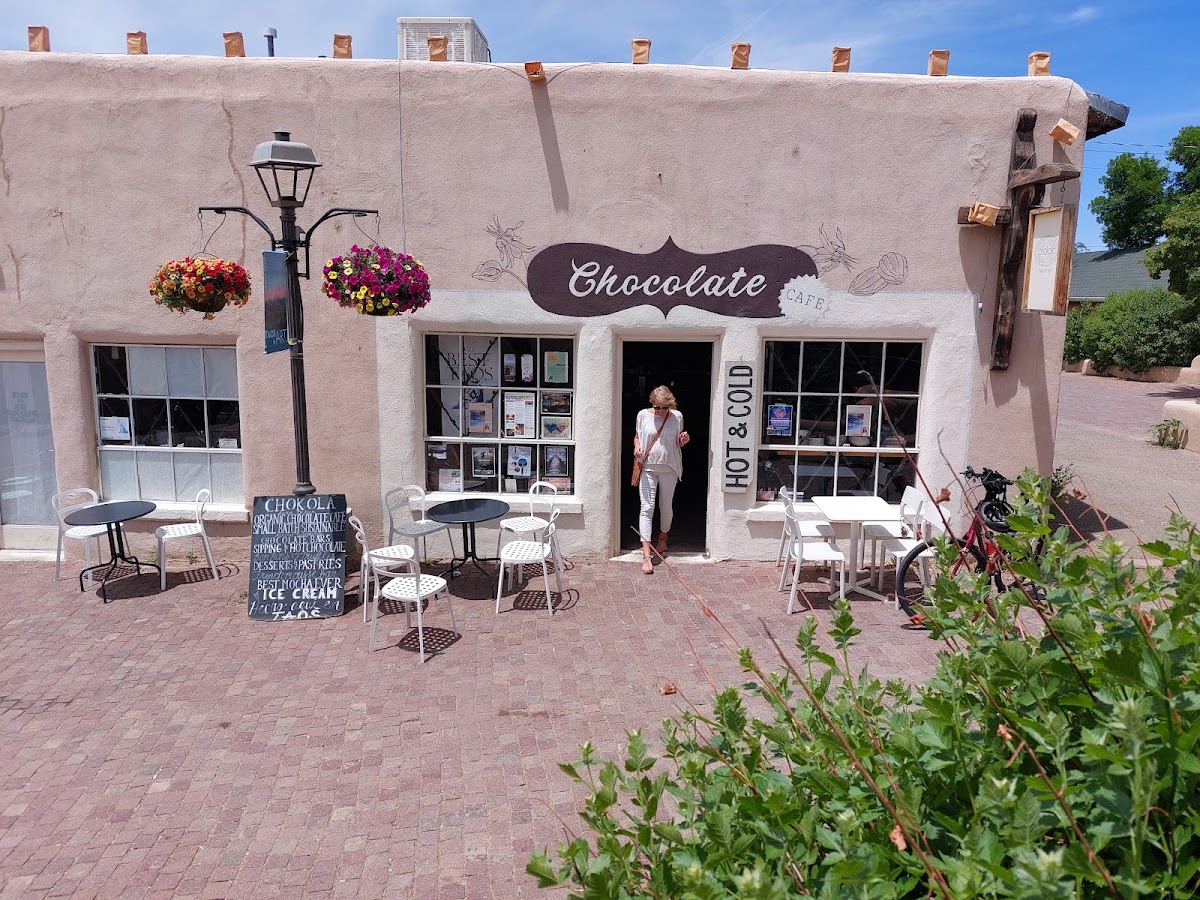 Chokola in Taos, NM