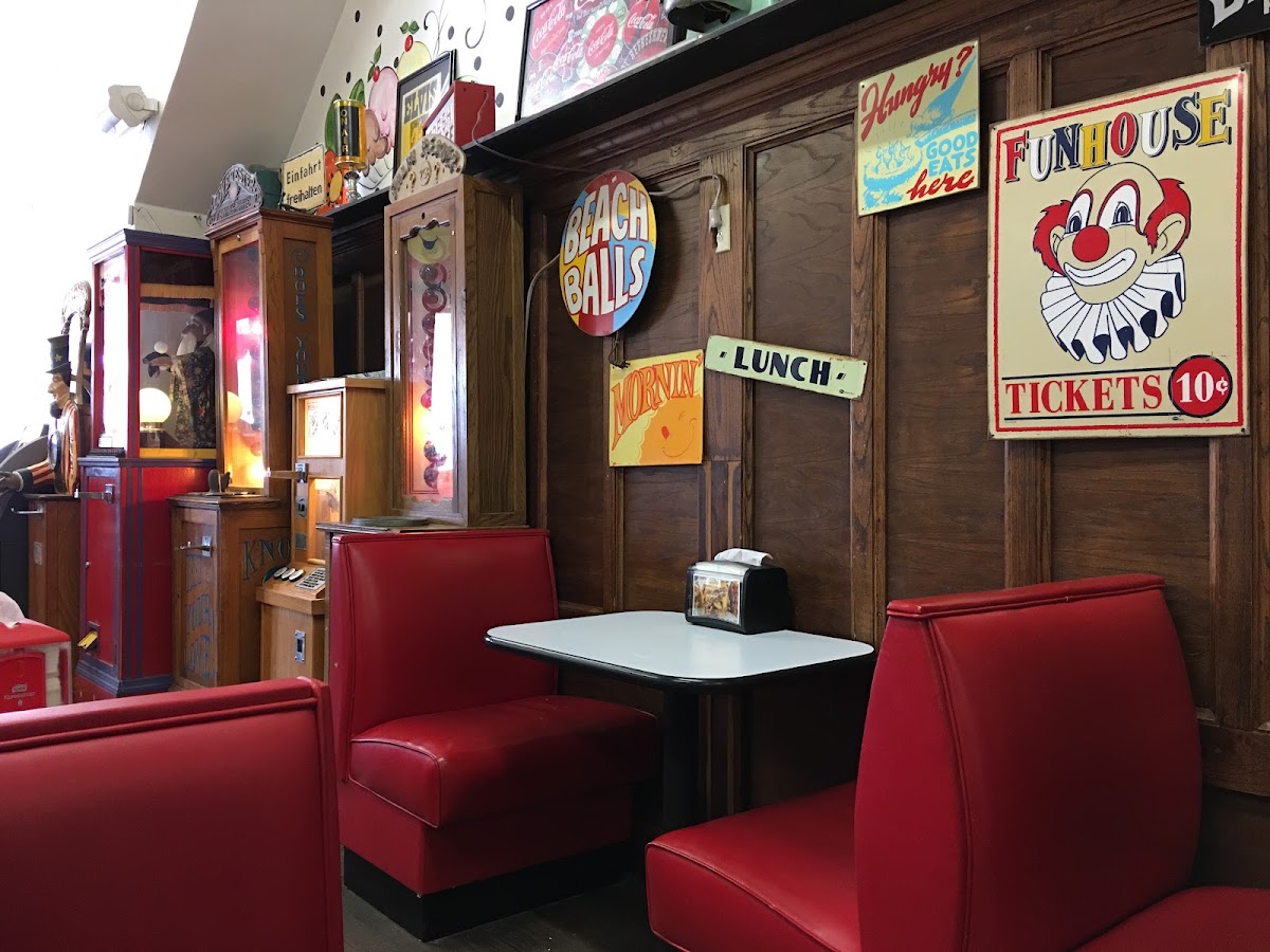 Clear River Ice Cream, Bakery & Deli in Fredericksburg, TX