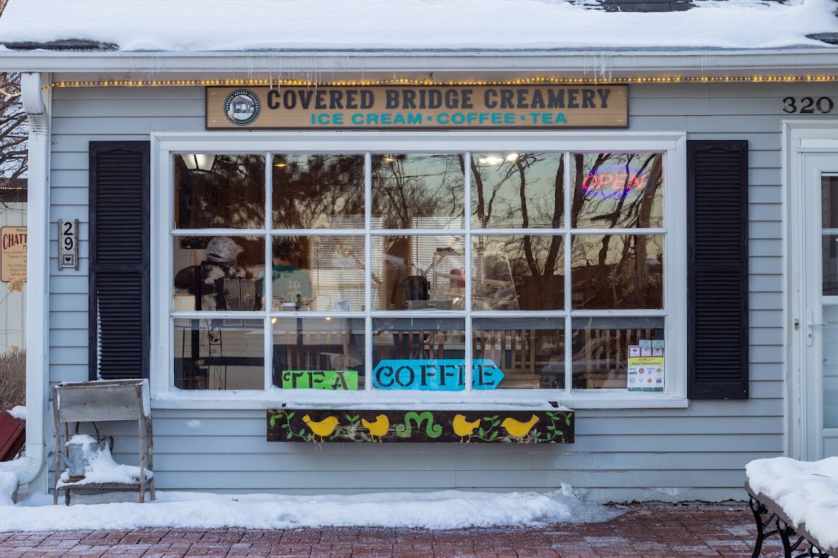 Covered Bridge Creamery in Long Grove, IL