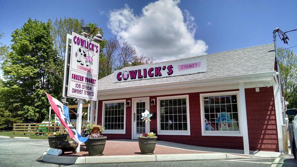 Cowlick's Creamery in Waterford, CT