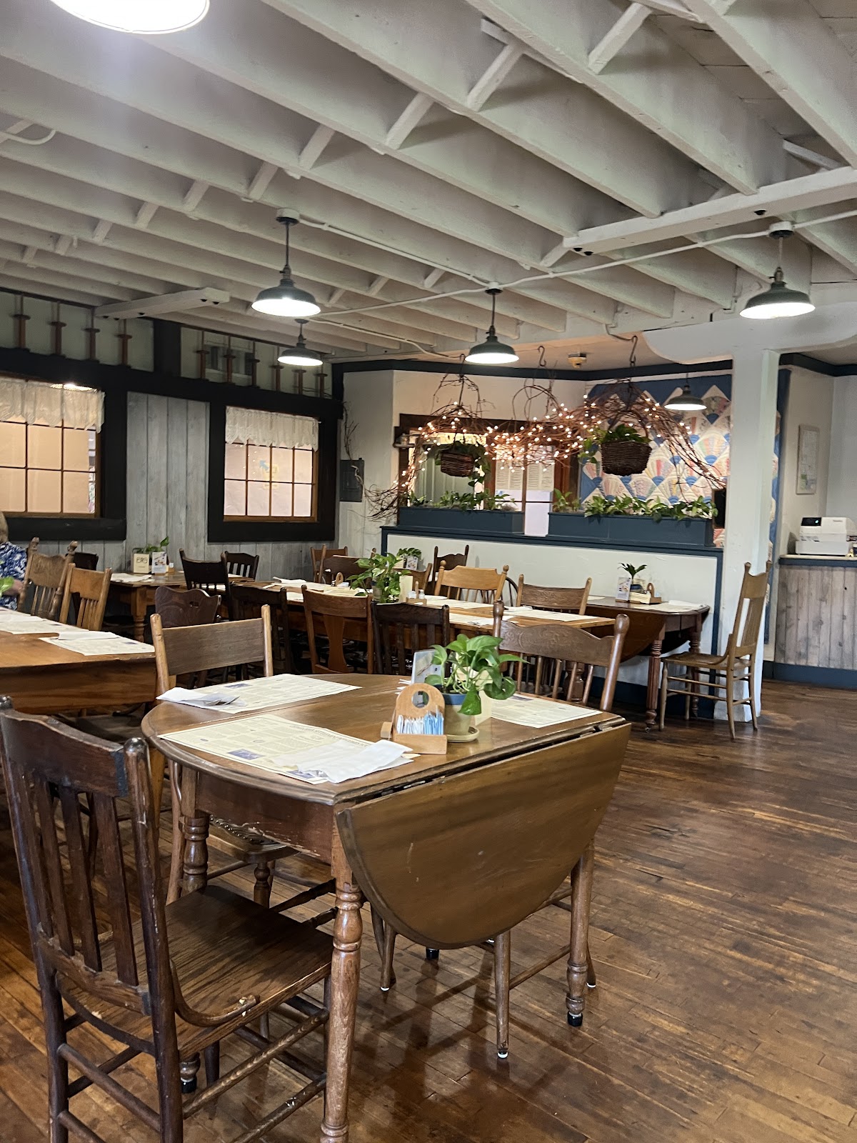 Cream & Crepe Cafe photo from Google