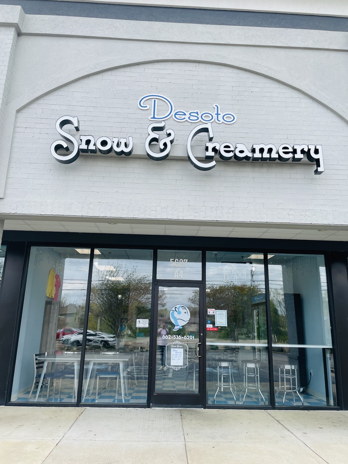 DeSoto Snow and Creamery in Southaven, MS