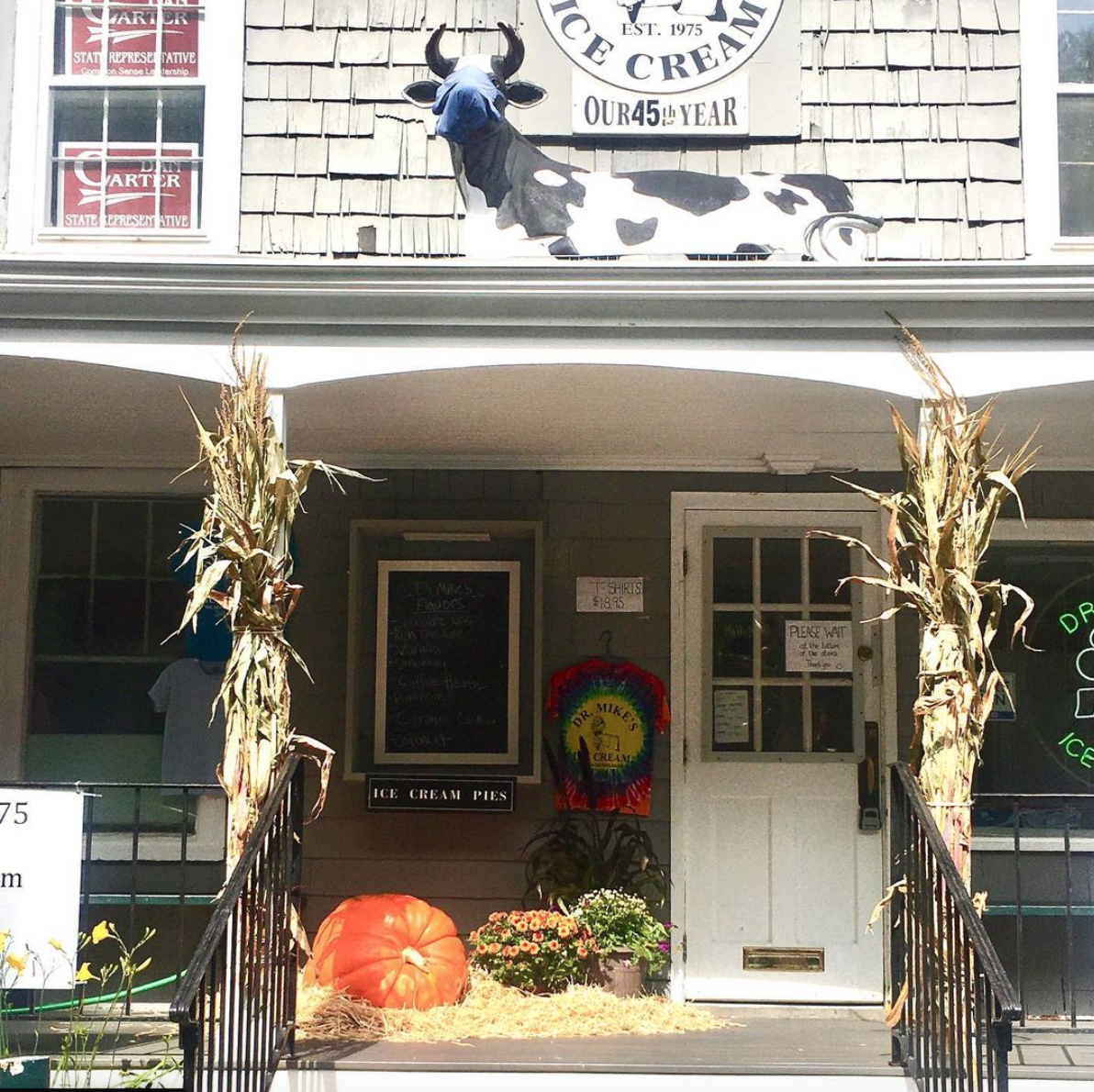 Dr Mike's Ice Cream Shop in Bethel, CT