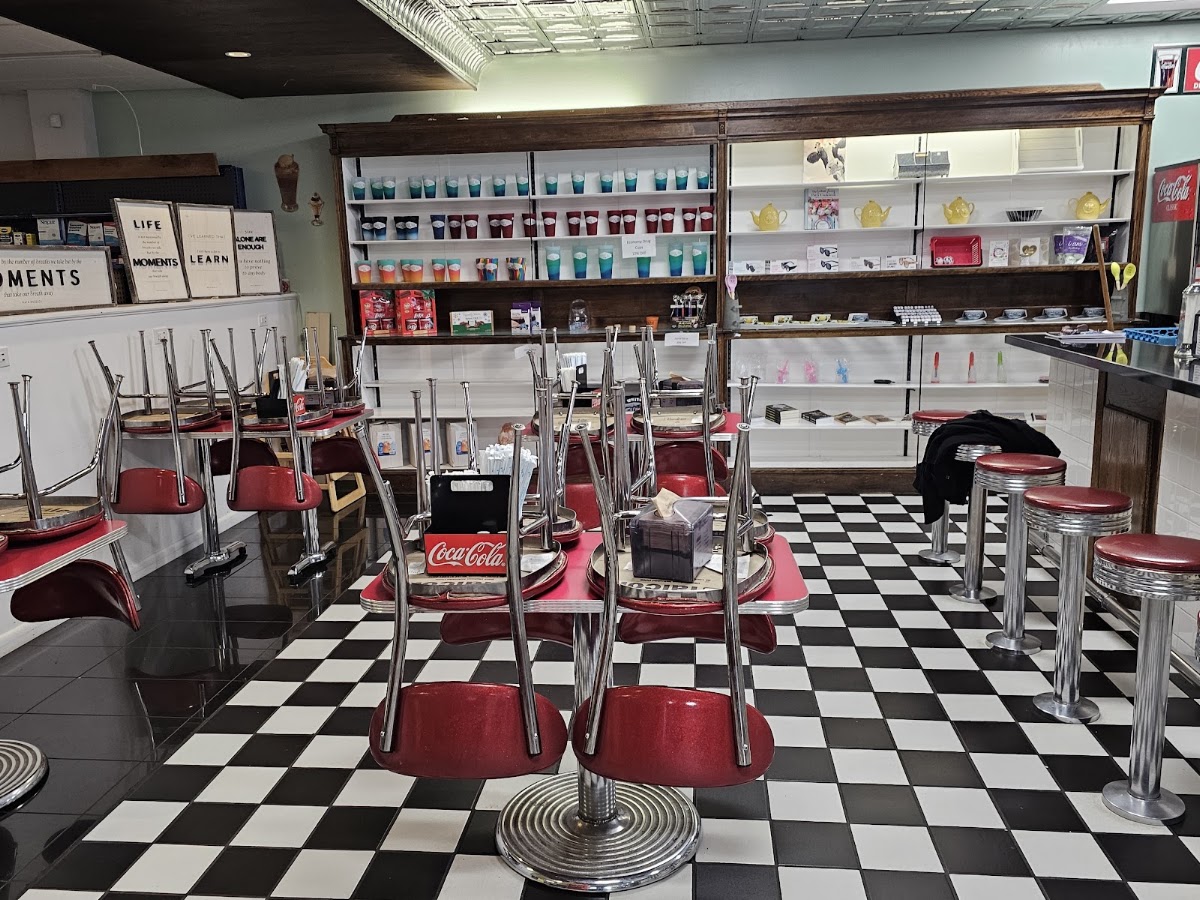 Economy Drug & Old Fashioned Fountain in Ely, NV
