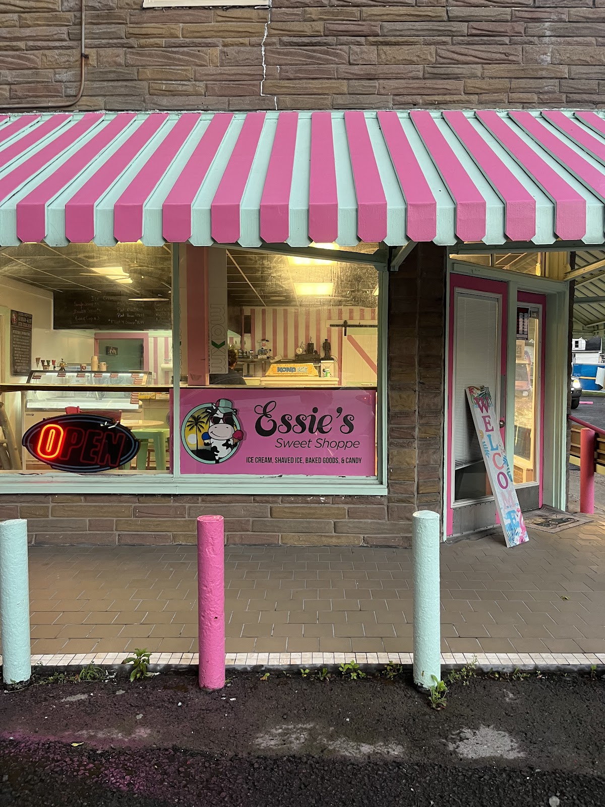 Essie's Sweet Shoppe in Morgantown, WV