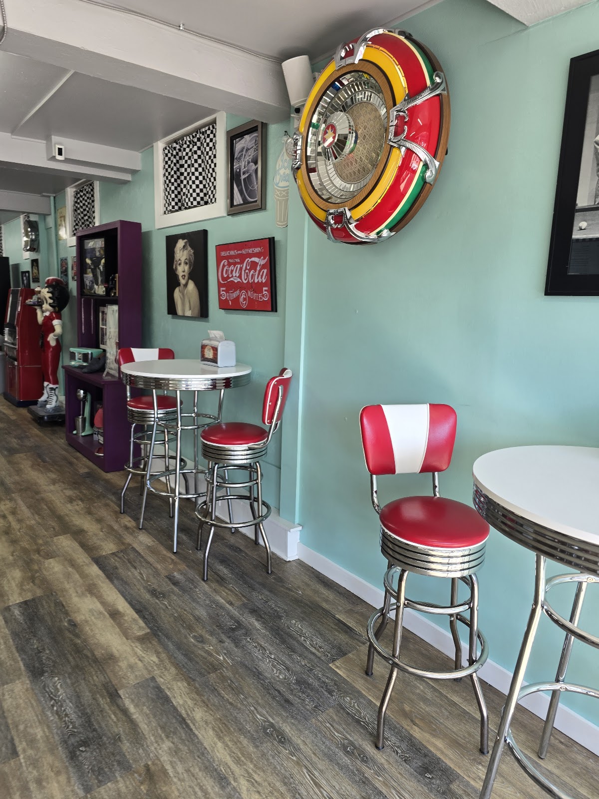 Faye's Ice Cream Parlor photo from Google