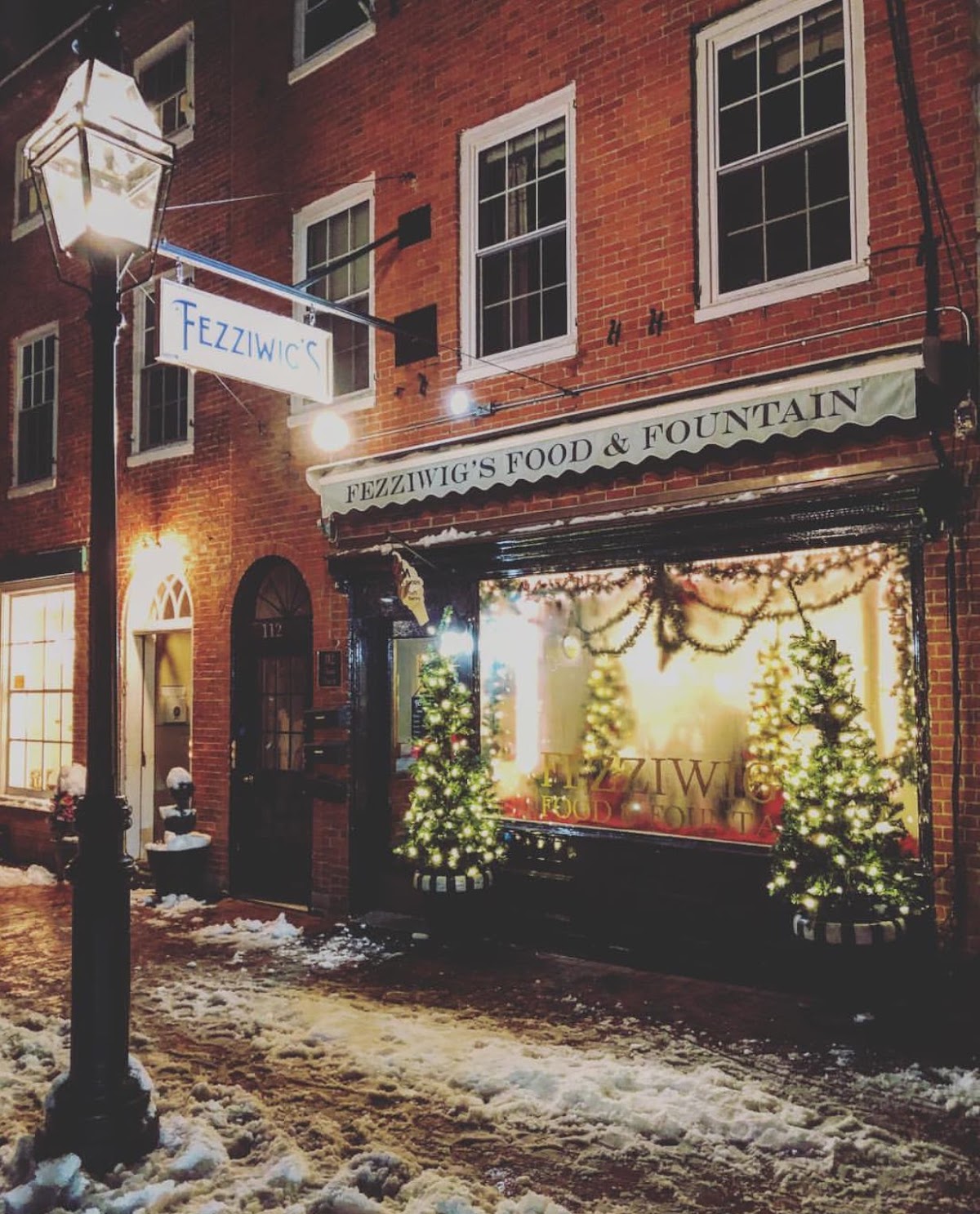 Fezziwig's Food and Fountain photo from Google