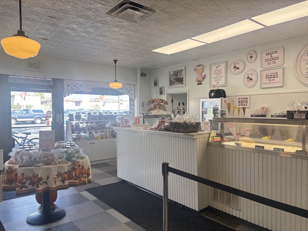 Fosselman's Ice Cream Co. photo from Google