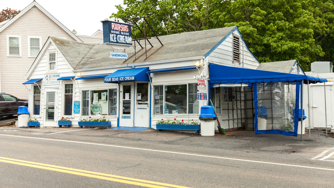 Four Seas Ice Cream in Centerville, MA