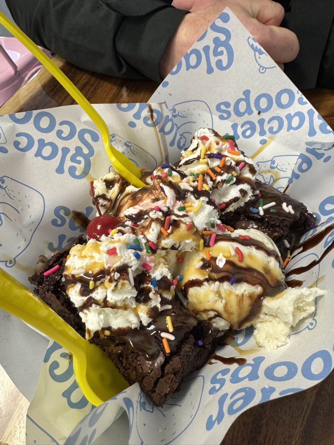 Glacier Scoops photo from Google