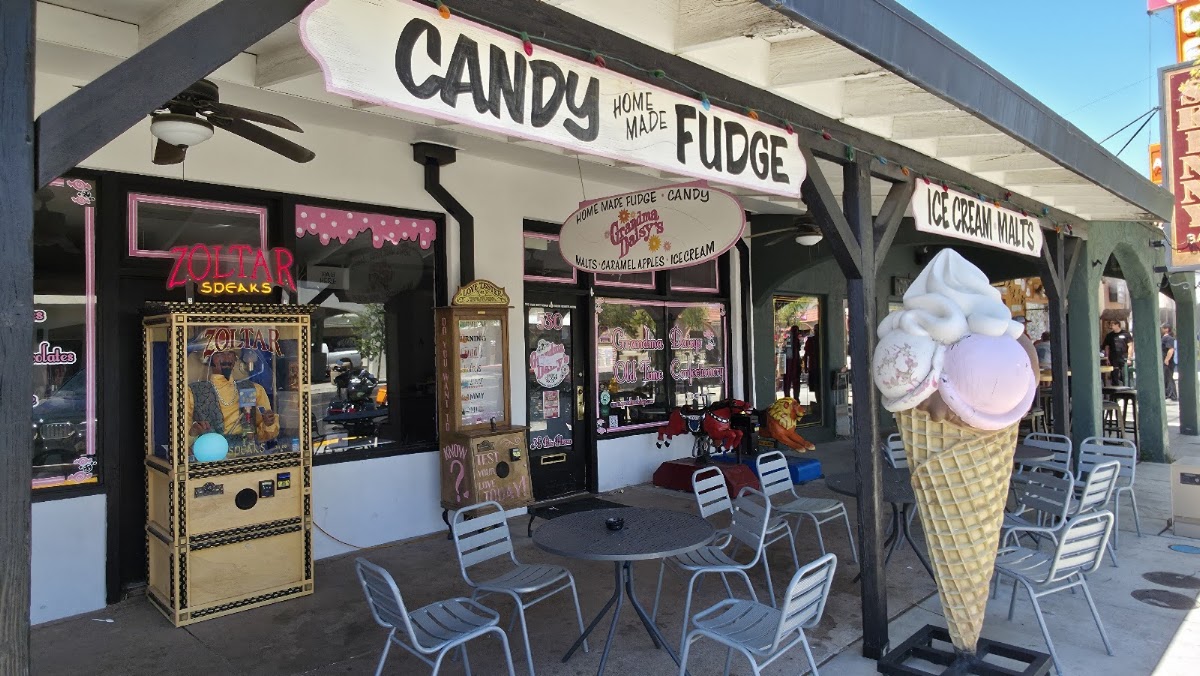 Grandma Daisy's Candy Store and Ice Cream Parlor in Boulder City, NV