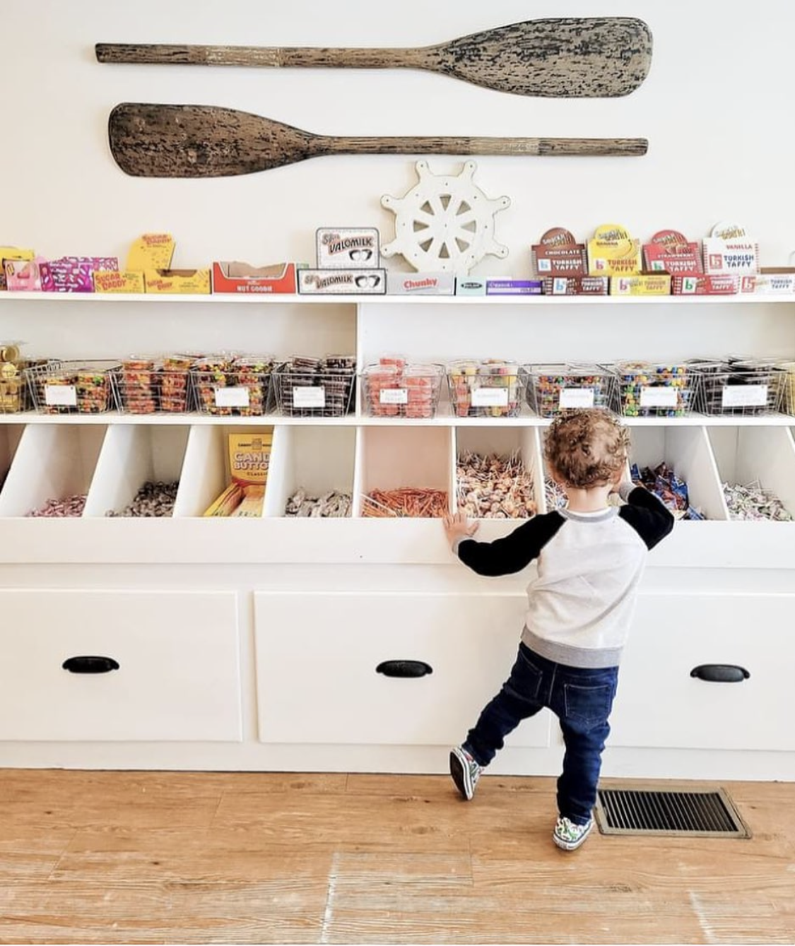 Gumdrops & Lollipops Candy & Ice Cream in Niantic, CT