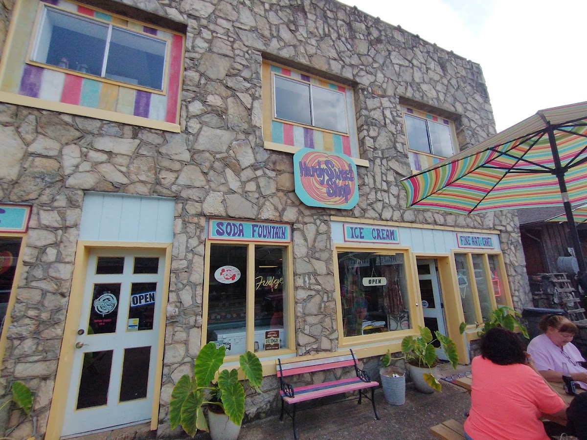 Hardy Sweet Shop in Hardy, AR