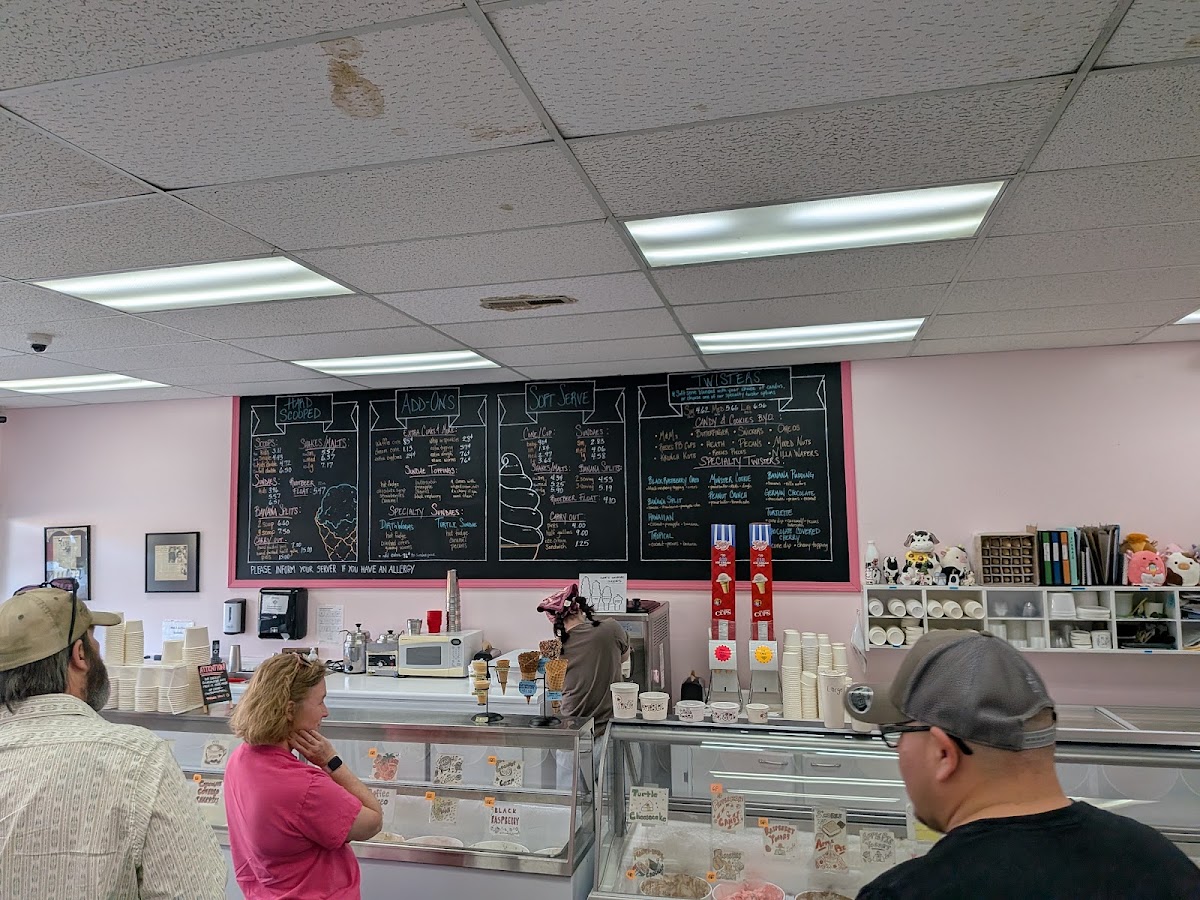Heyn's Ice Cream Iowa City photo from Google