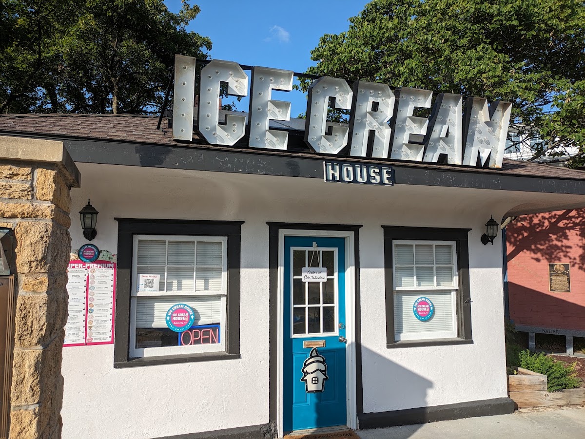 Ice Cream House in Baldwin City, KS