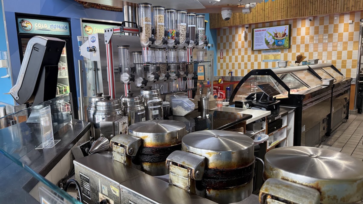 Island Cream Co. in Lahaina, HI