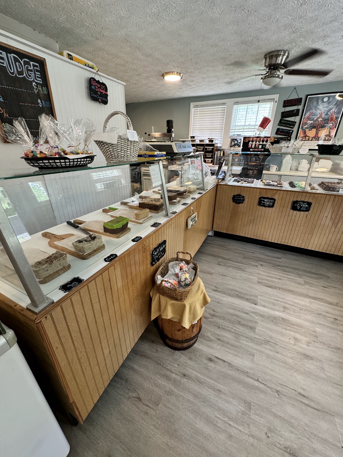 Island Sweets Shoppe photo from Google