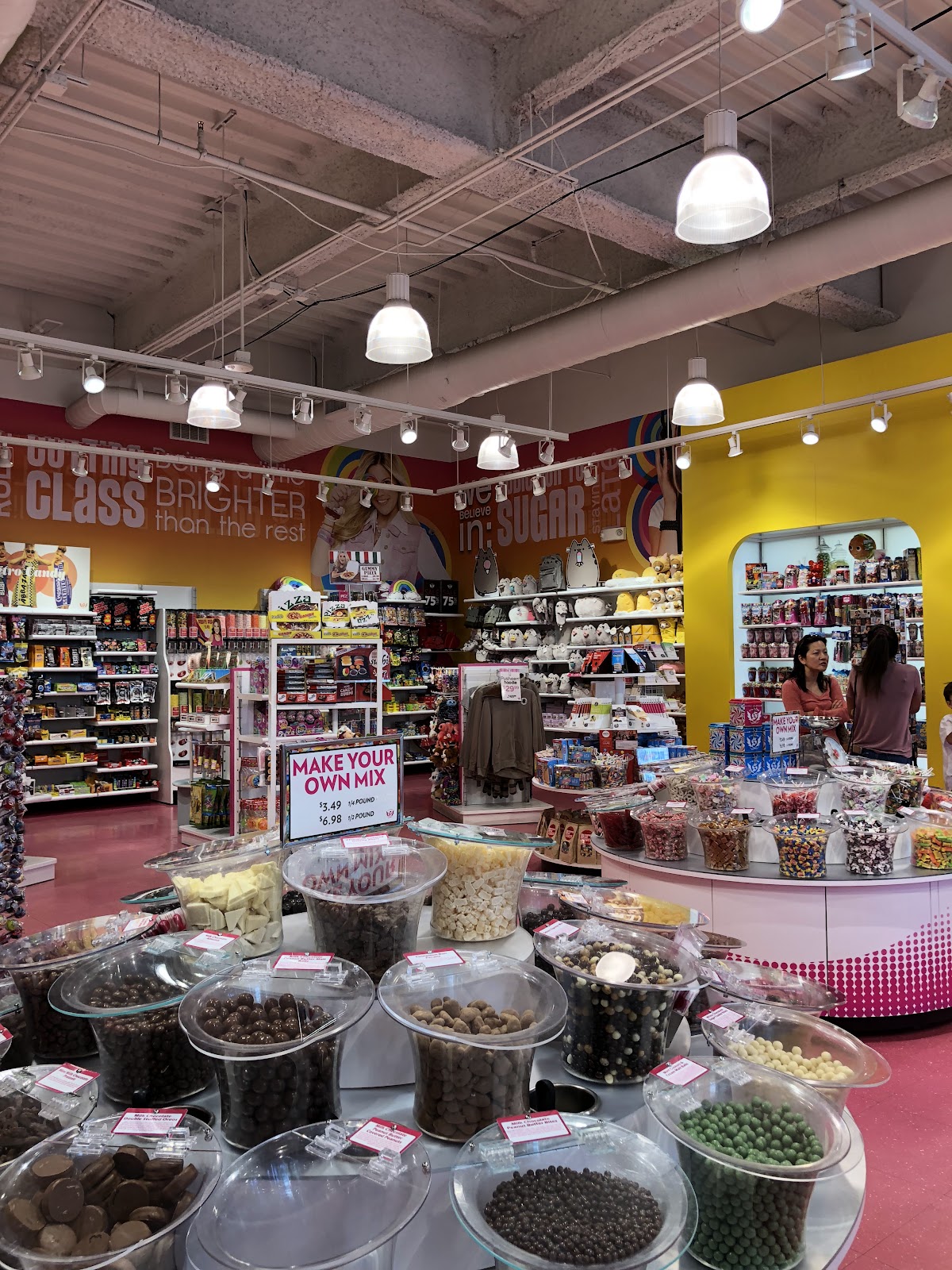IT'SUGAR photo from Google