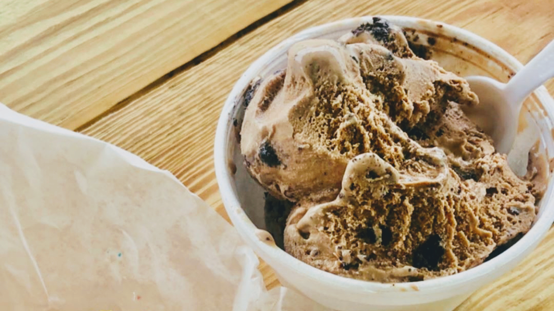 K's Creamery & Donut Shop in Stamford, VT