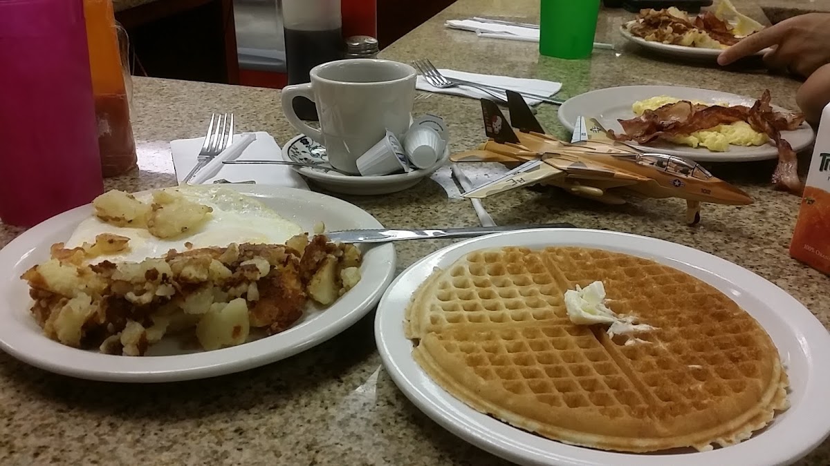 Lincoln's Waffle Shop photo from Google