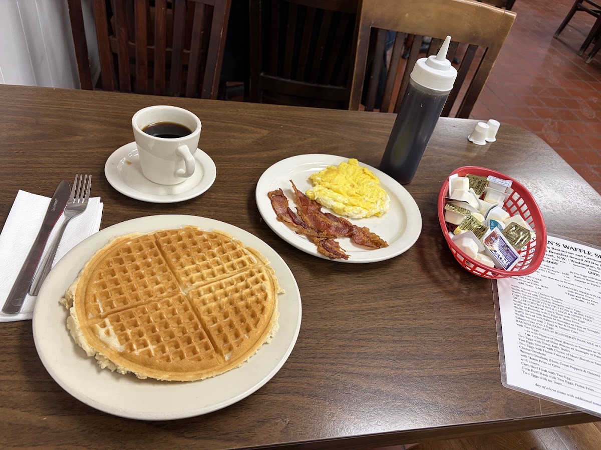 Lincoln's Waffle Shop photo from Google