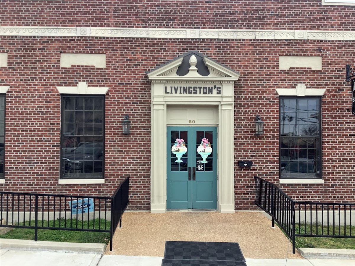 Livingston’s Soda Fountain & Grill photo from Google