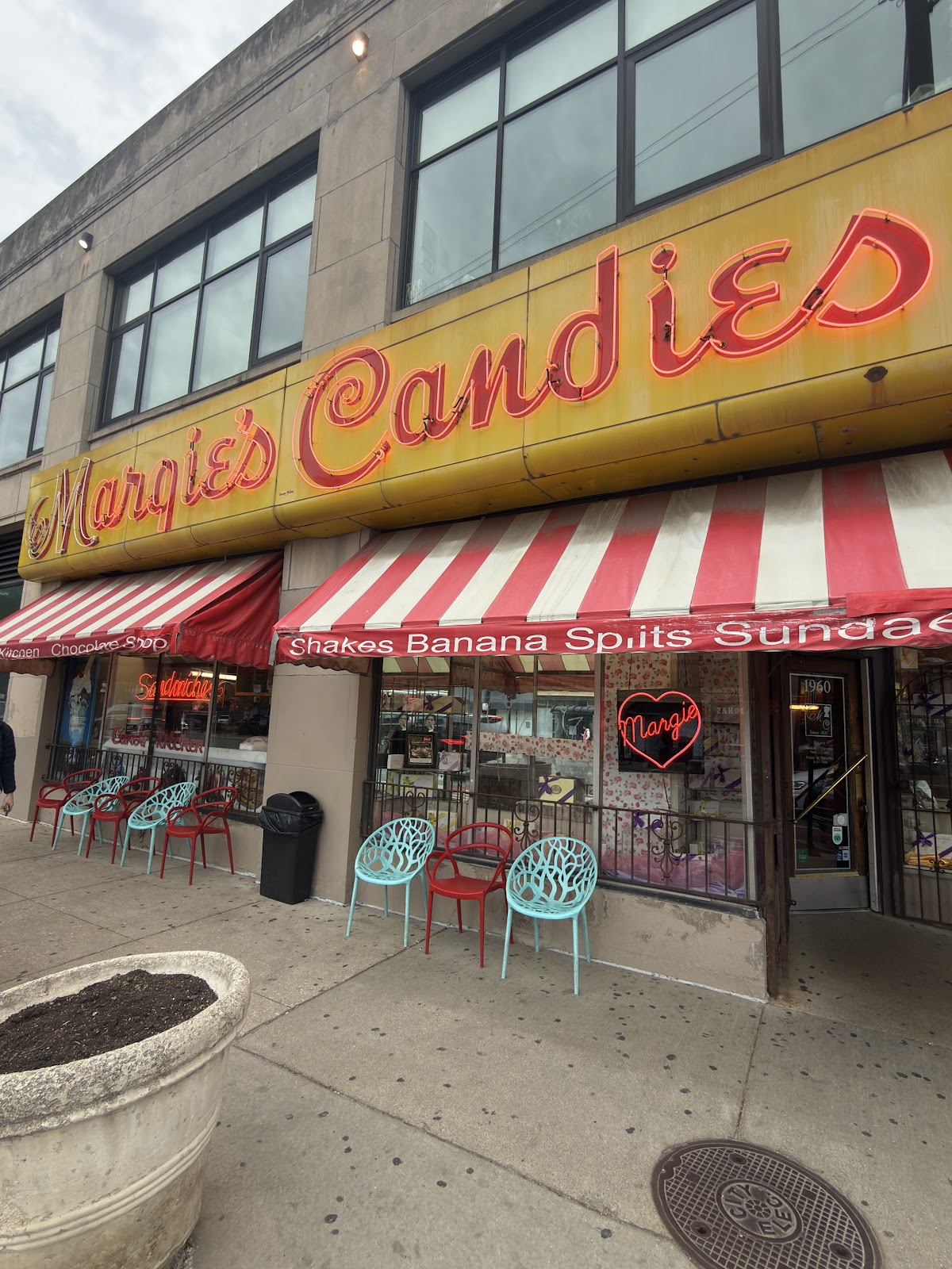 Margie's Candies in Chicago, IL