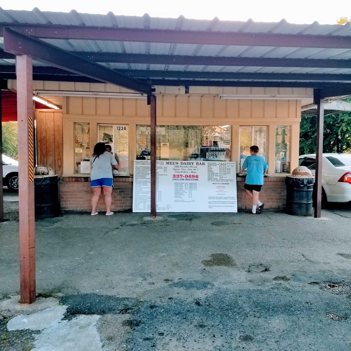Mel's Dairy Bar photo from Google