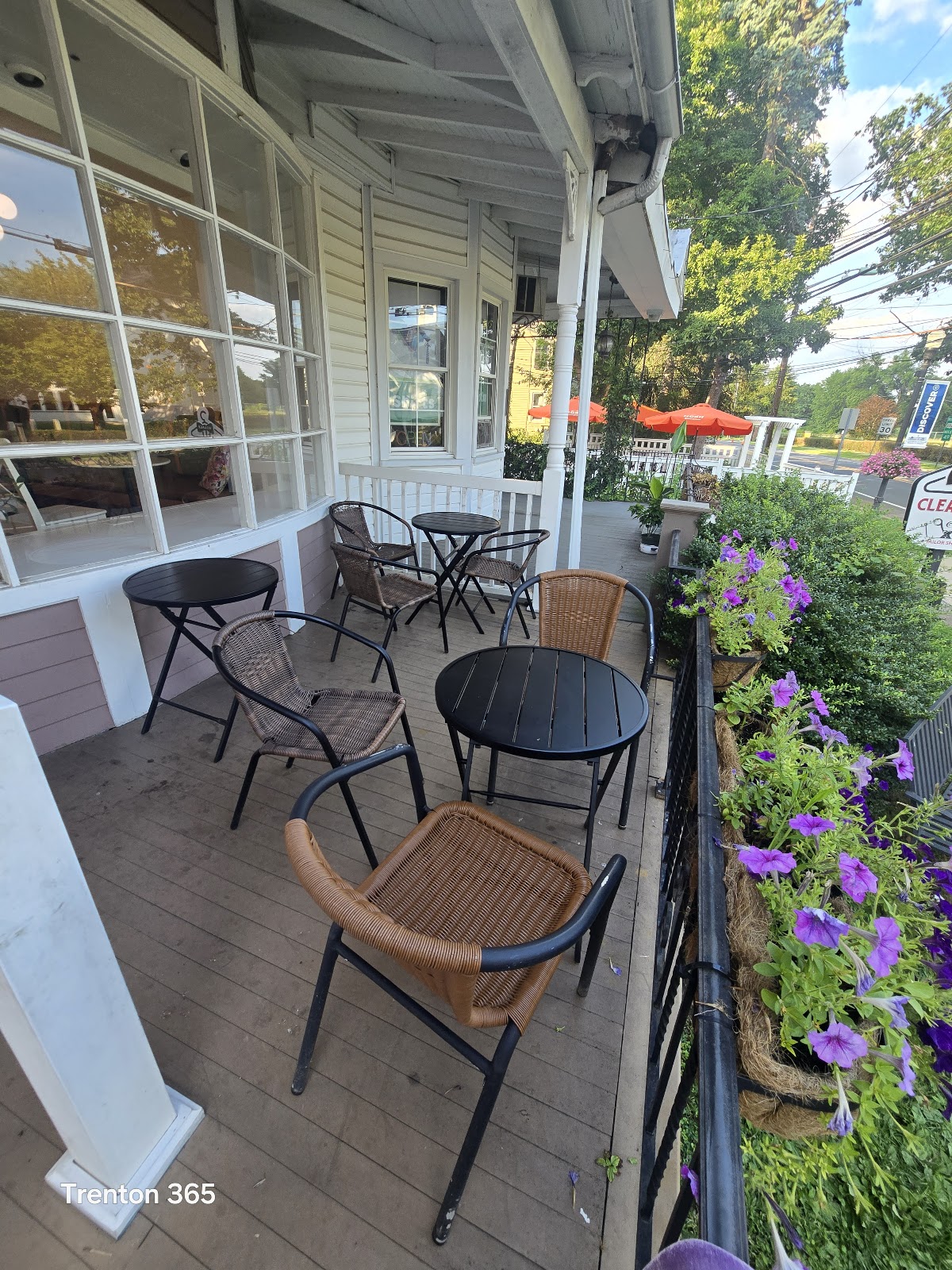 Melba Ice Creamery in Lawrence Township, NJ