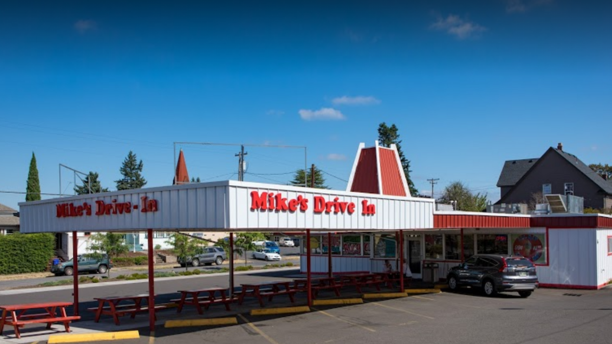 Mike's Drive-In in Oregon City, OR