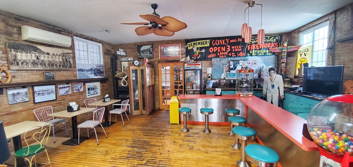Mt Washington Creamy Whip & Bakery in Cincinnati, OH
