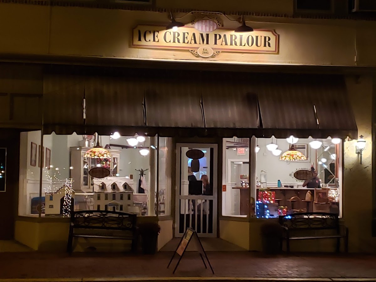 Nellie Bly's Olde Tyme Ice Cream Parlour in Riverton, NJ