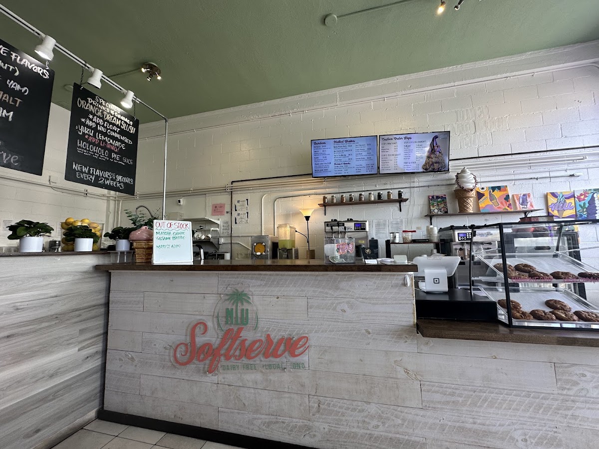 Niu Soft Serve Parlour - Moiliili in Honolulu, HI