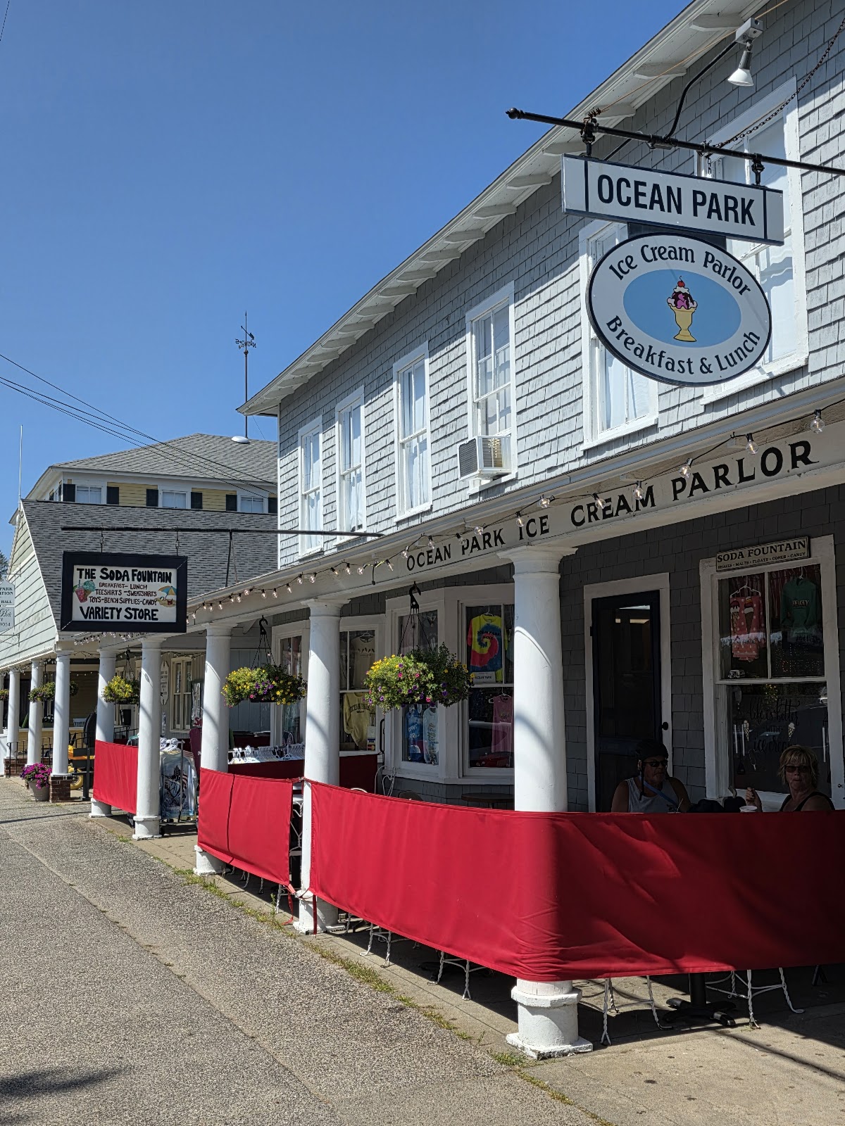 Ocean Park Soda Fountain photo from Google