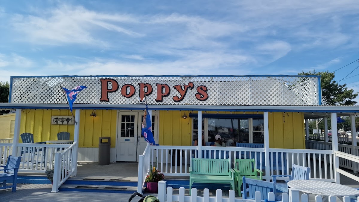 Poppy's Ice Cream Parlour in Barnegat Light, NJ