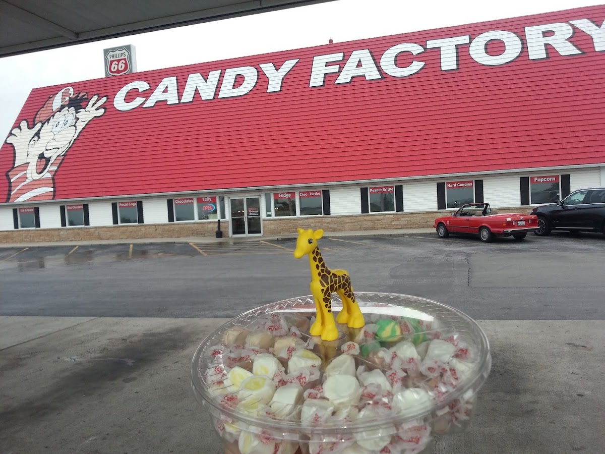 Redmon's Candy Factory in Phillipsburg, AR