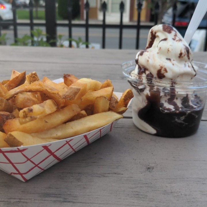 Reedsville Creamery Ice Cream Stand photo from Google