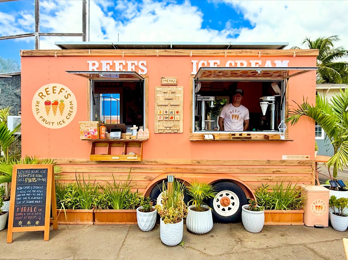 Reef's Real Fruit Ice Cream in Kihei, HI