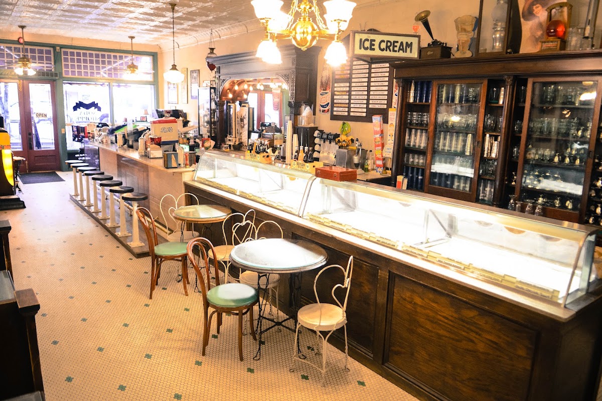 S & T's Soda Shoppe in Pittsboro, NC