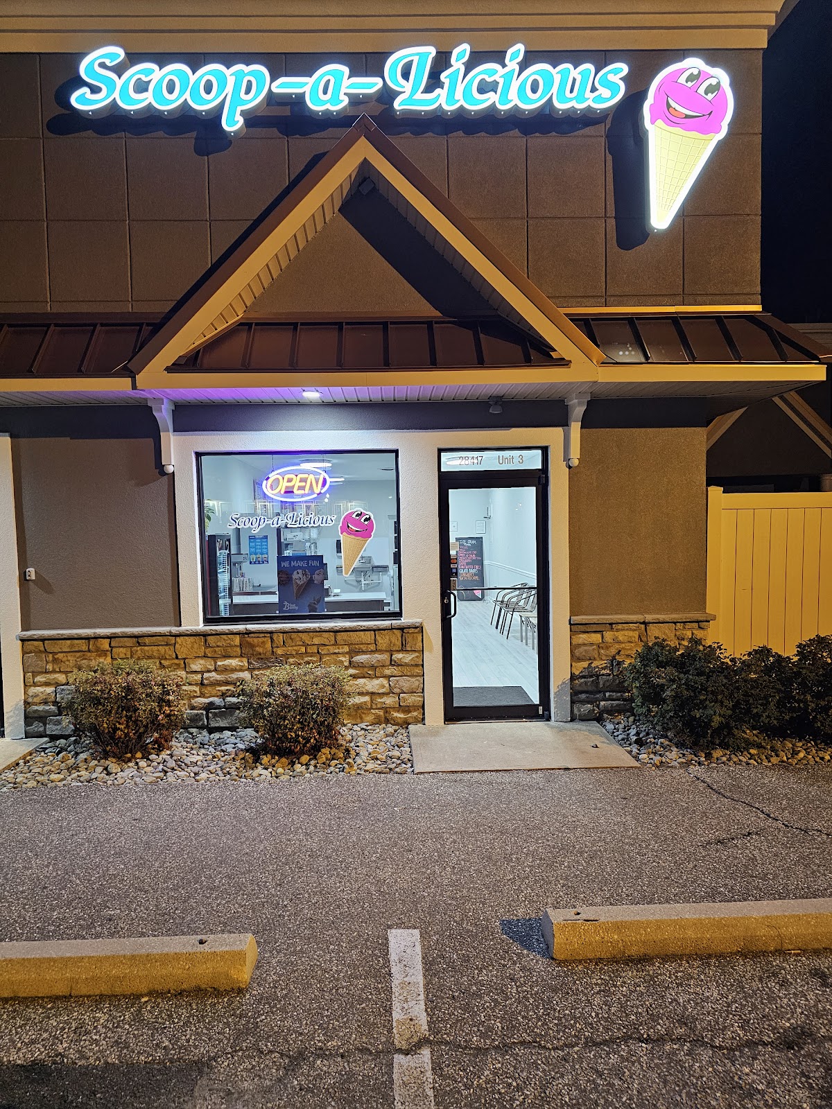 Scoop-a-Licious in Millsboro, DE