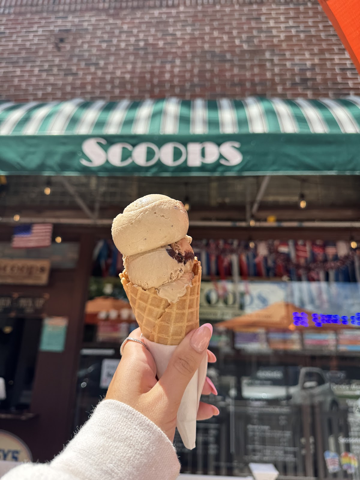 Scoops Old Fashioned Ice Cream Store photo from Google