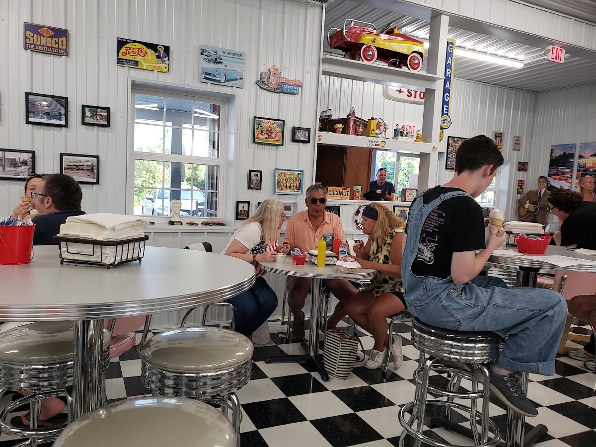 Scoupe Deville Ice Cream Parlor in Royersford, PA
